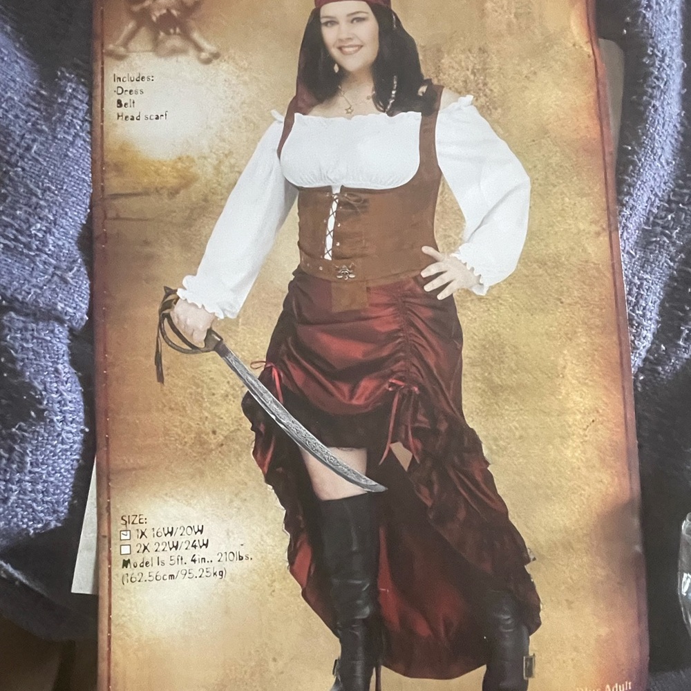 Women’s Pirate Costume